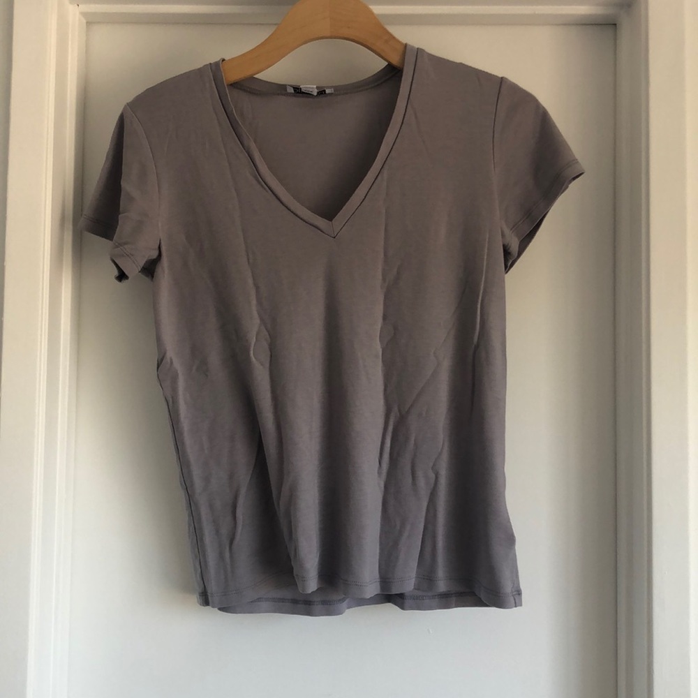 Divinius t-shirt